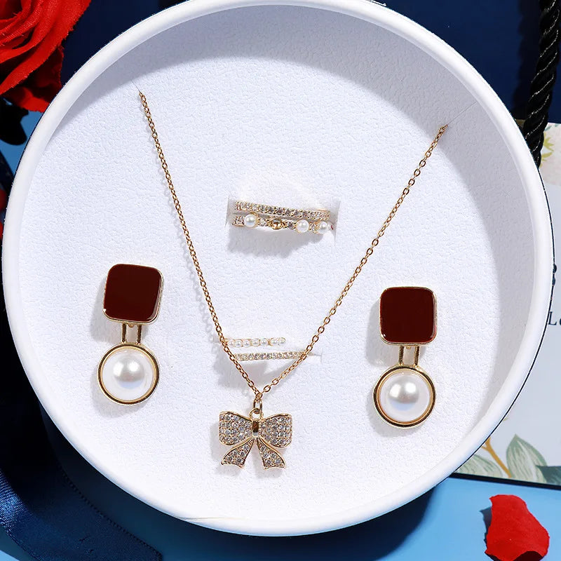 Mom Heart Pendant Necklaces With Luxury Pink Rose Flower Gift Box For Girlfriend 2024 New Mother's Day Gifts Romantic Jewelry